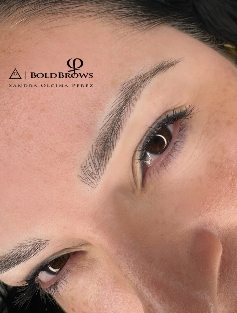 Microblading BoldBrows en Alicante - Sandra Olcina Pérez